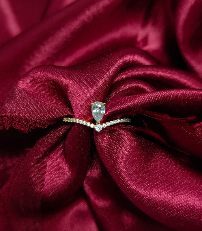 Slick Designer Gold Plated Finger Ring for Women & Girls – 925 Silver Finish